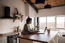 A lady work from home as a freelance